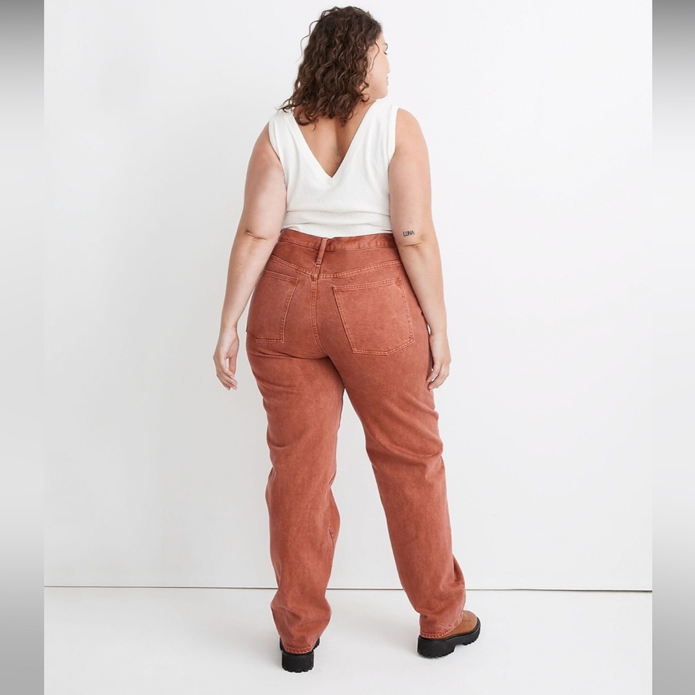 Madewell Baggy Straight Jeans: Garment-Dyed Edition - Picture 2 of 8